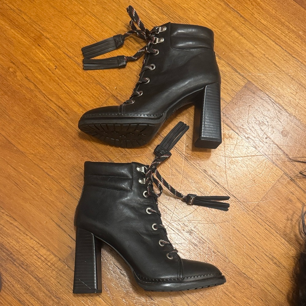 Sam Edelman Black Lace-Up Boots - size 7